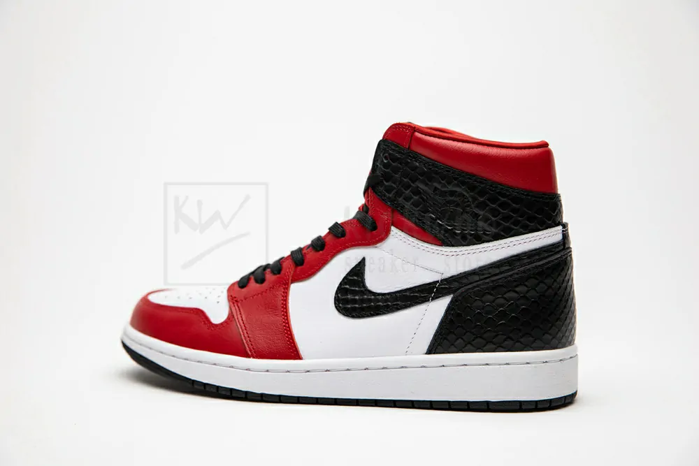 wmns air jordan 1 retro high og