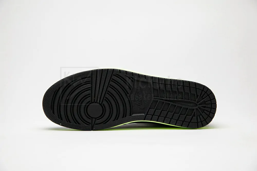 jordan 1 retro high tokyo bio hack 555088 201