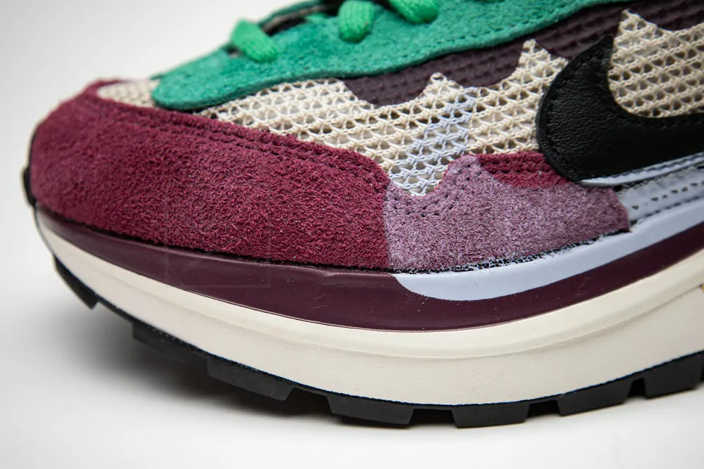 sacai x vaporwaffle sp