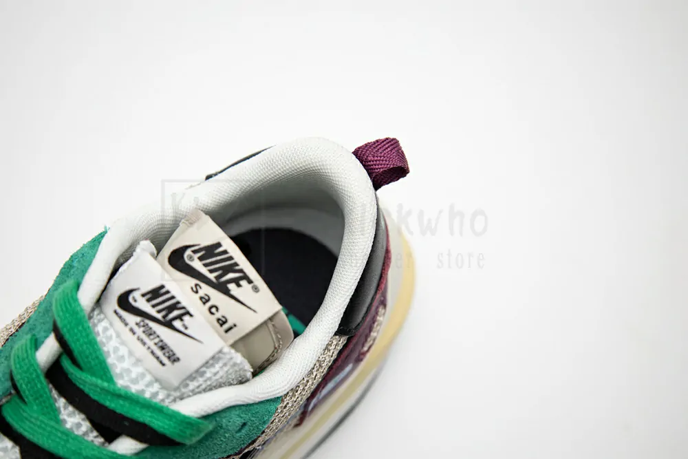 sacai x vaporwaffle sp