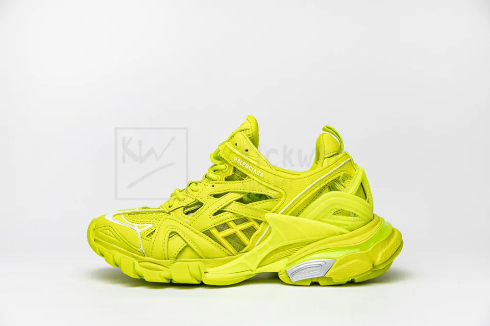 Ba*len*cia*ga wmns track.2 trainer yellow