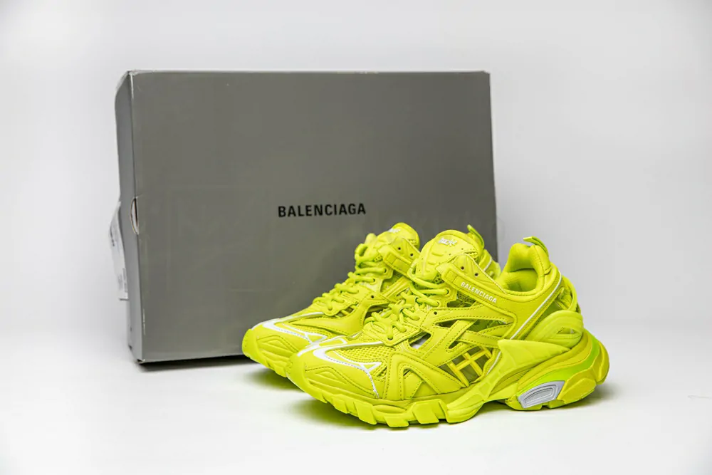 Ba*len*cia*ga wmns track.2 trainer yellow