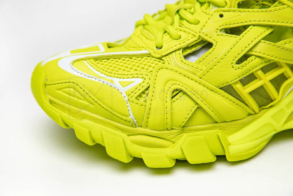 Ba*len*cia*ga wmns track.2 trainer yellow