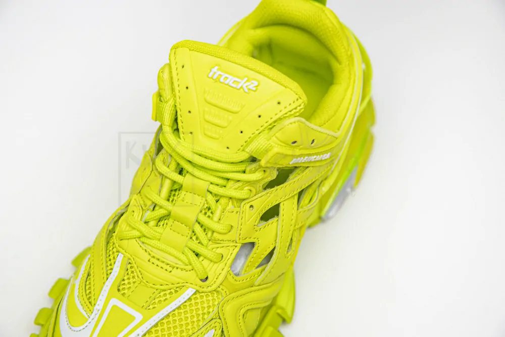 Ba*len*cia*ga wmns track.2 trainer yellow