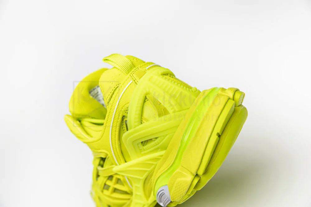 Ba*len*cia*ga wmns track.2 trainer yellow