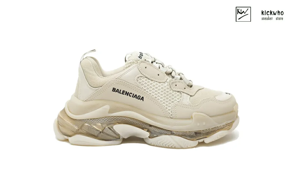 Ba*len*cia*ga triple s trainer ''clear sole''