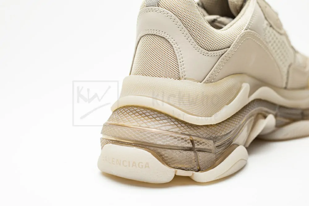 Ba*len*cia*ga triple s trainer