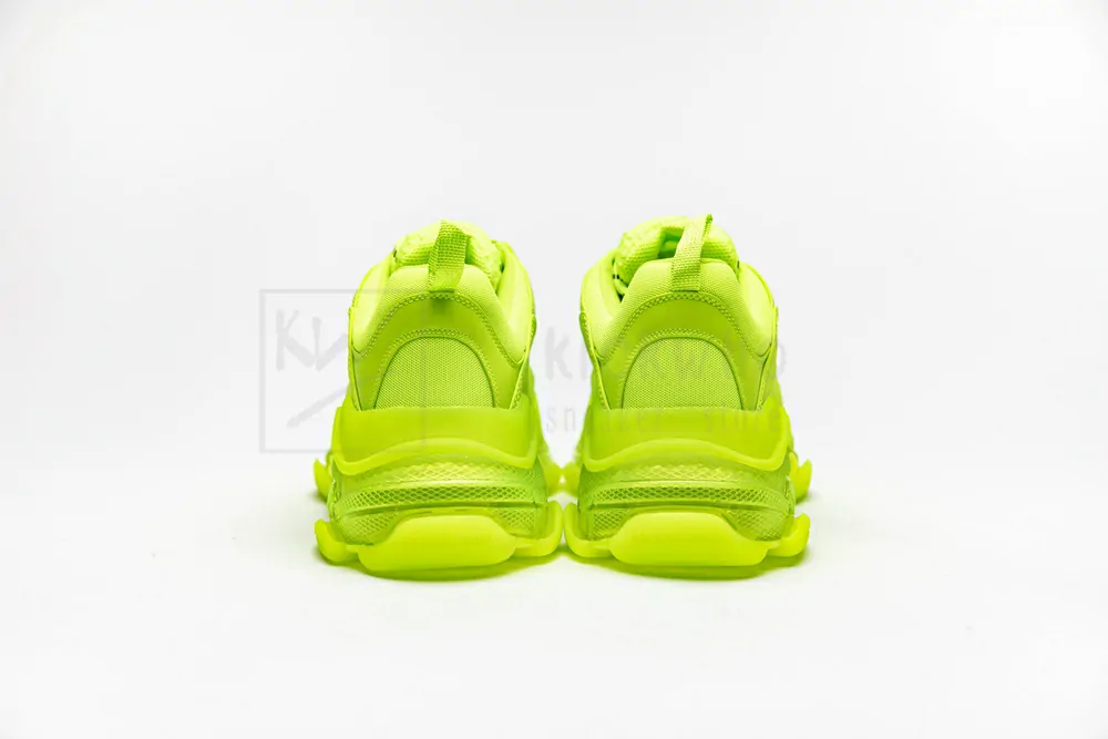 Ba*len*cia*ga triple s trainer