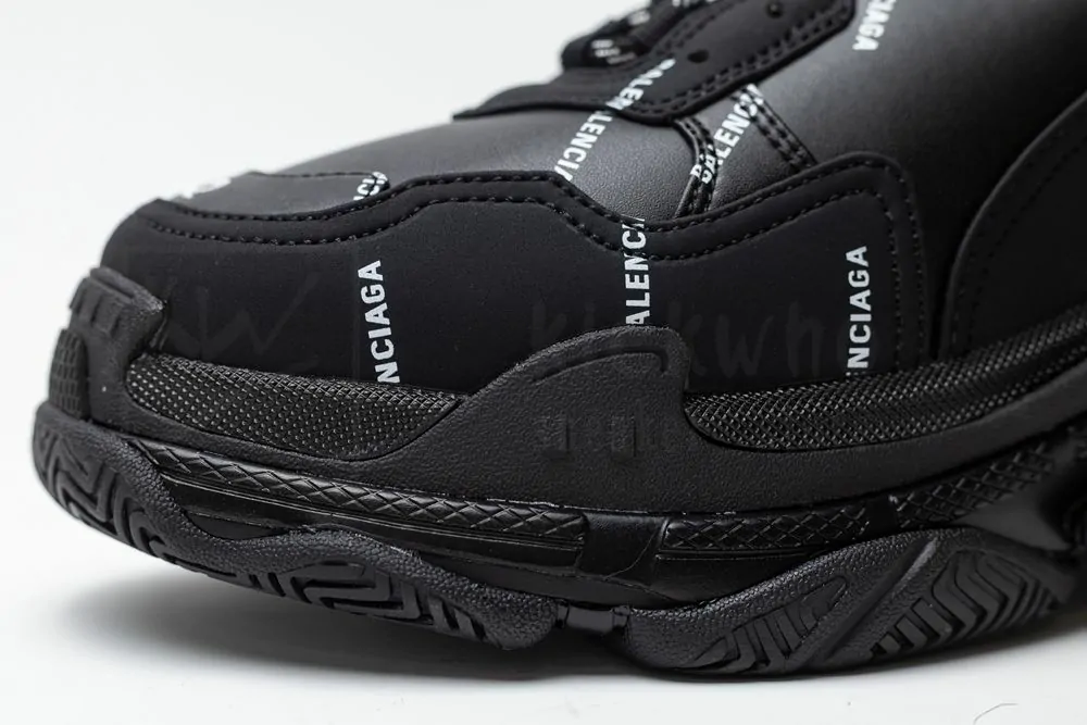 Ba*len*cia*ga triple s trainer