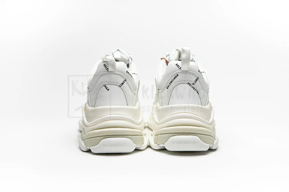 Ba*len*cia*ga triple s trainer