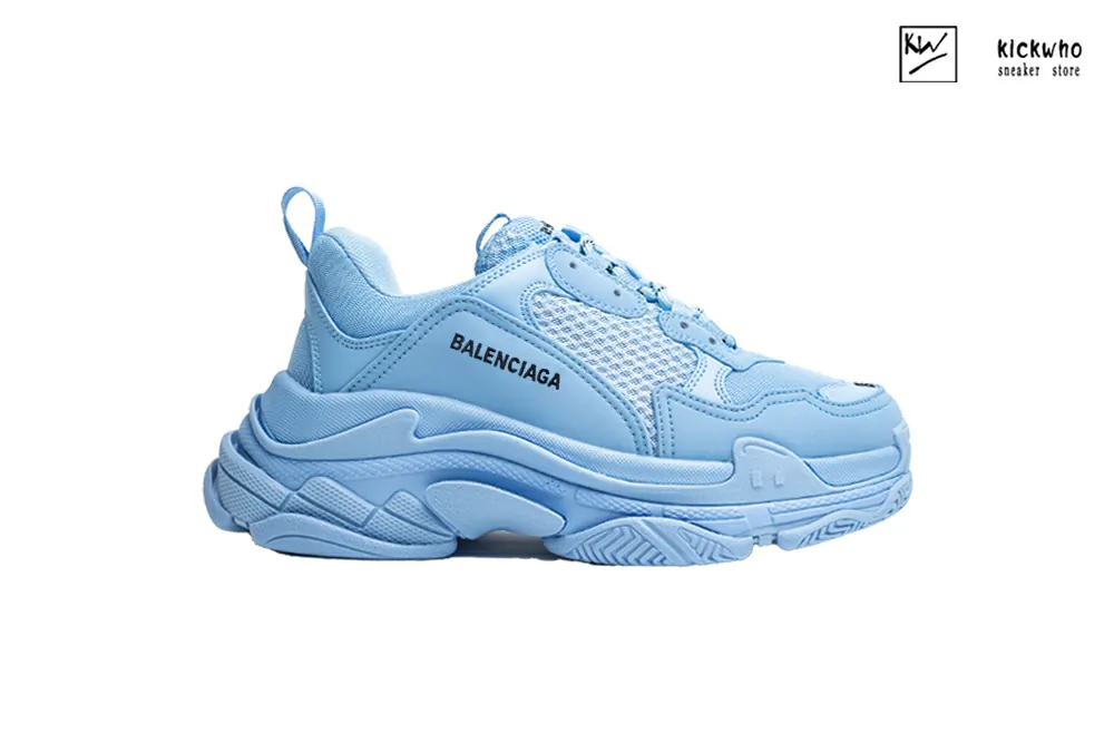 Ba*len*cia*ga triple s trainer