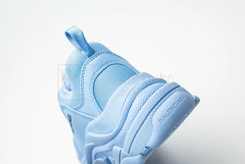 Ba*len*cia*ga triple s trainer