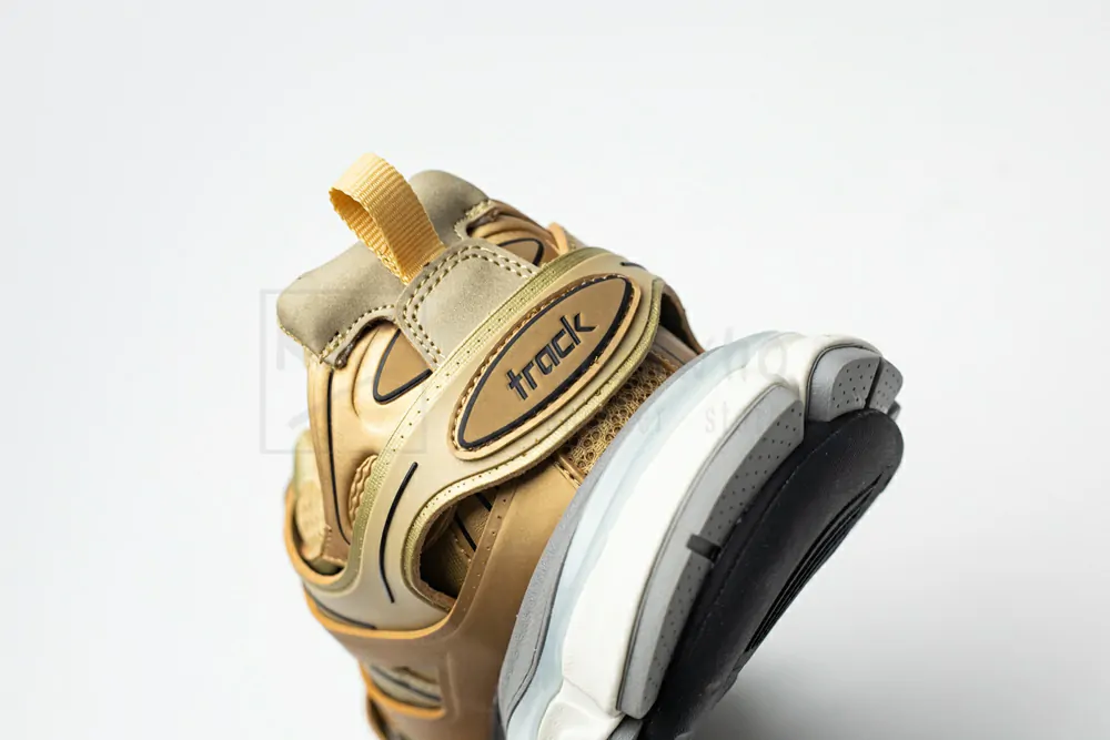 Ba*len*cia*ga wmns track trainer