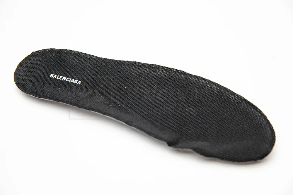 Ba*len*cia*ga track trainer