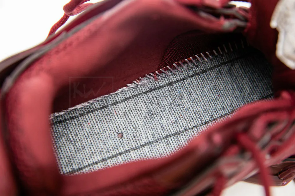 Ba*len*cia*ga track trainer plum red