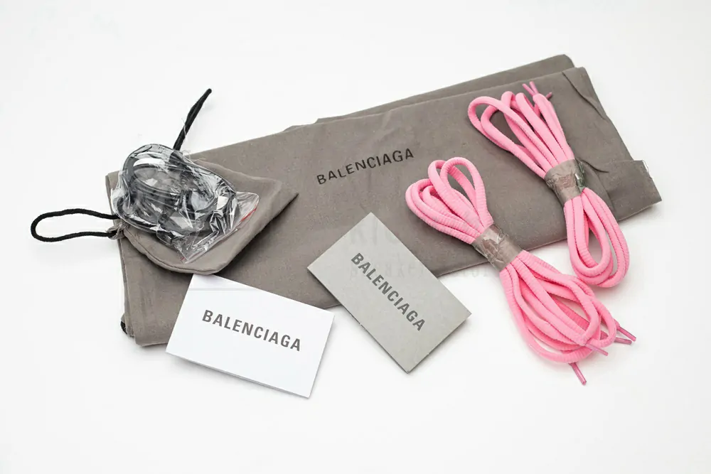 Ba*len*cia*ga track trainer "pink" with led