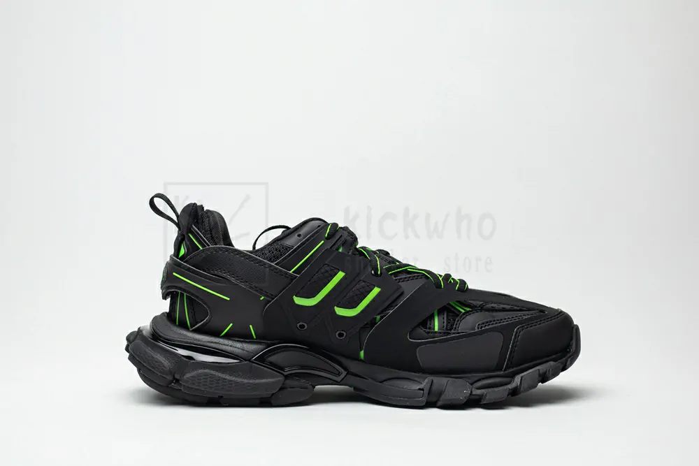 Ba*len*cia*ga track trainer black green logo