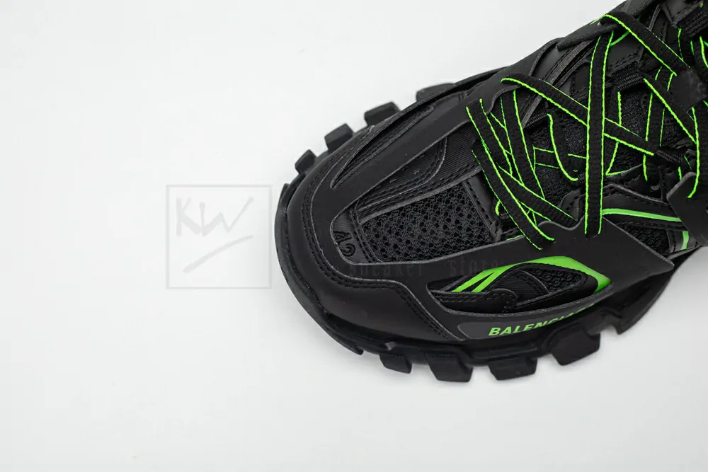 Ba*len*cia*ga track trainer black green logo