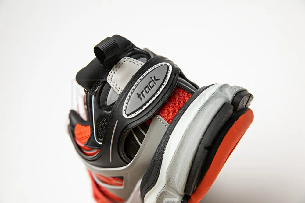 Ba*len*cia*ga track trainer orange grey