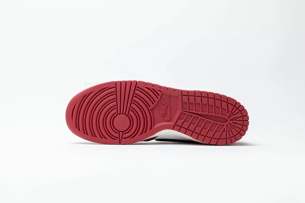 ambush x dunk high "red"