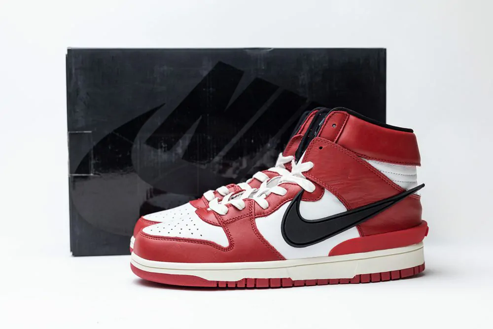 ambush x dunk high "red"