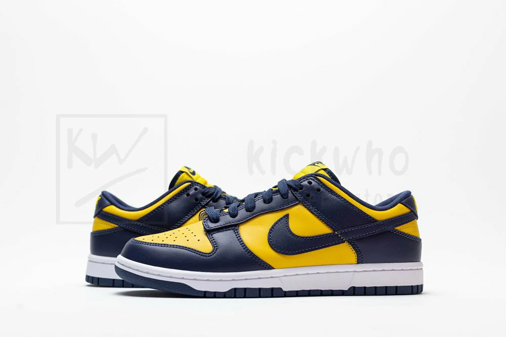 godkiller dunk low