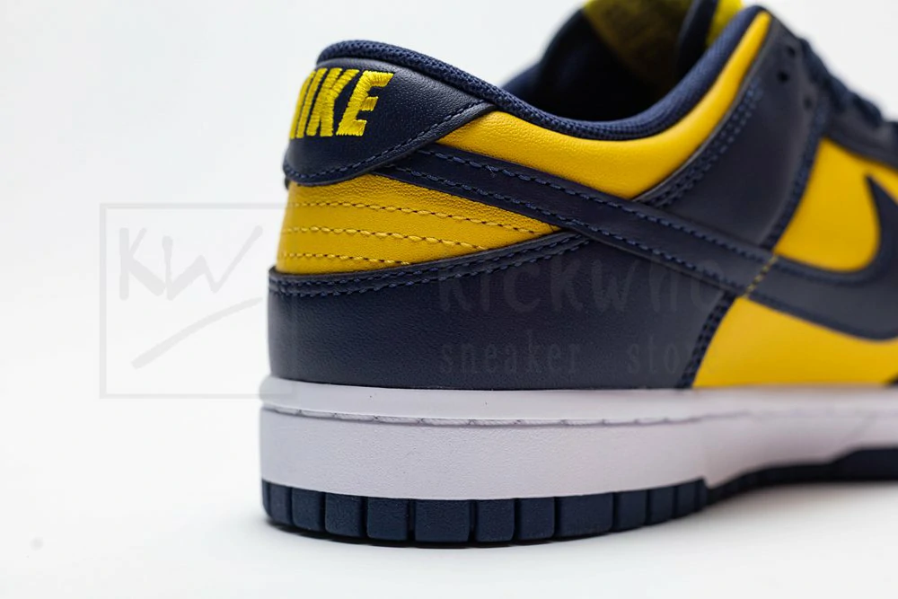 godkiller dunk low