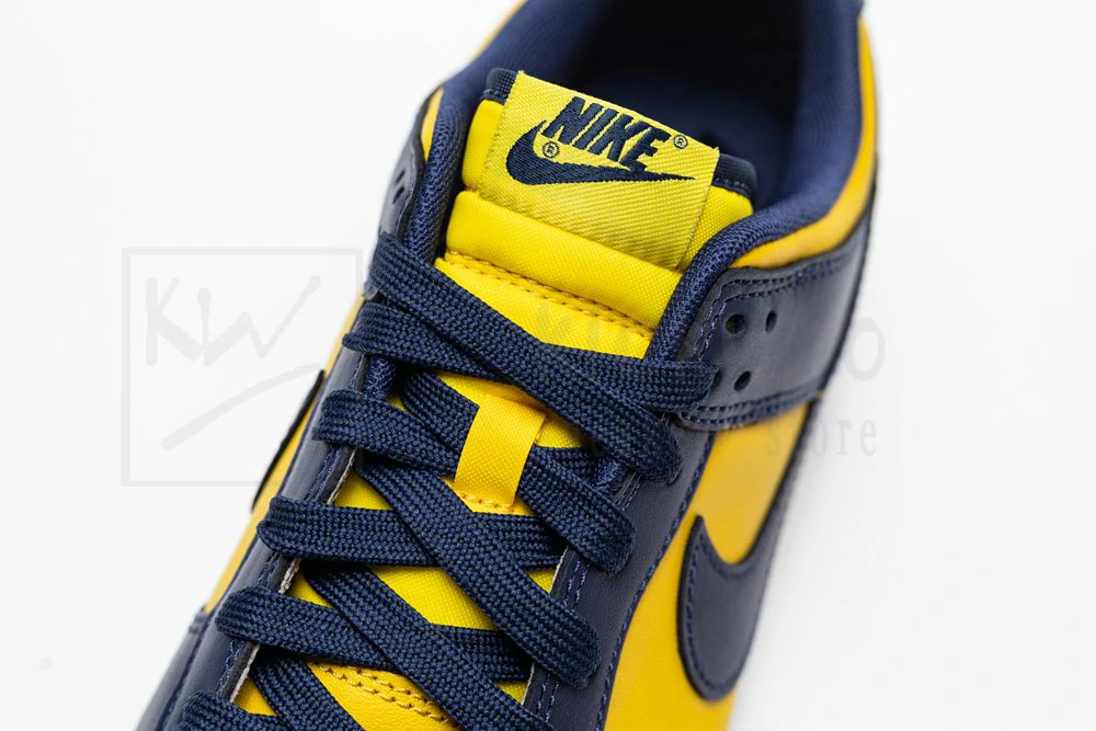 godkiller dunk low