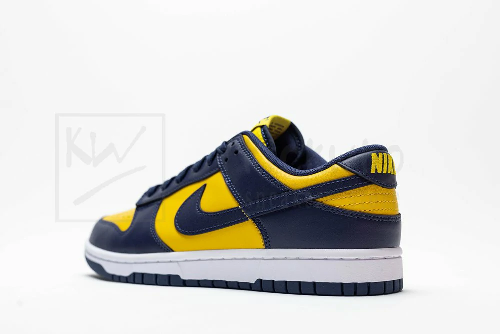 godkiller dunk low