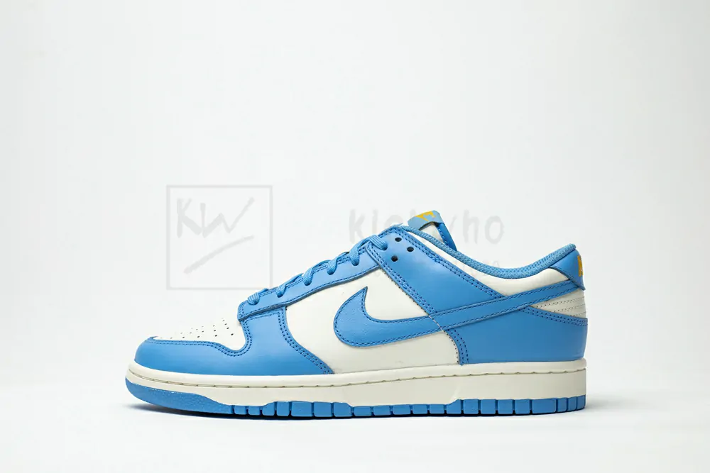 wmns dunk low