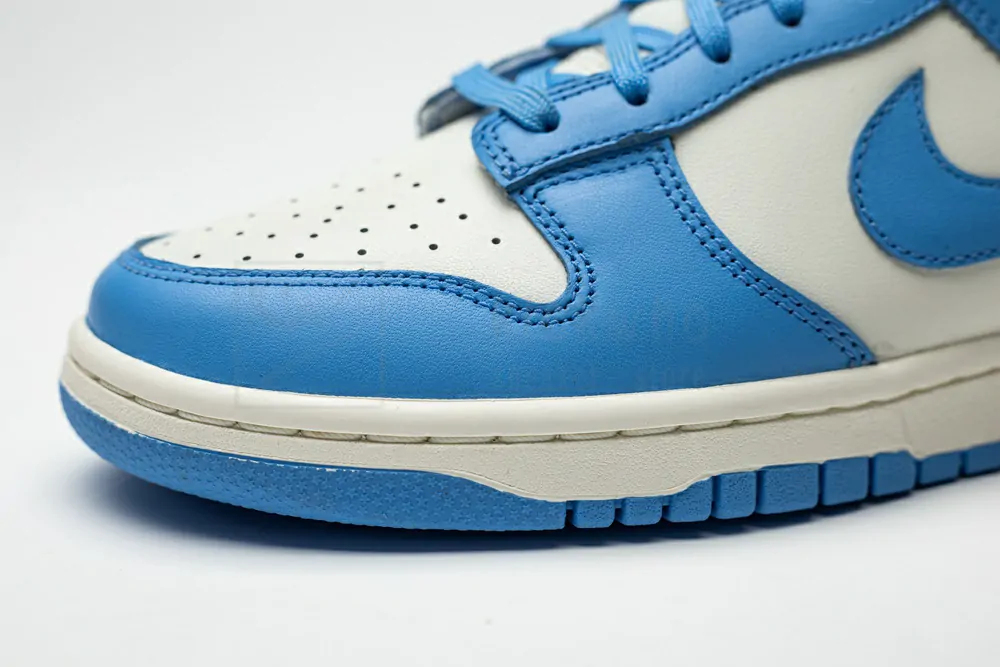 wmns dunk low