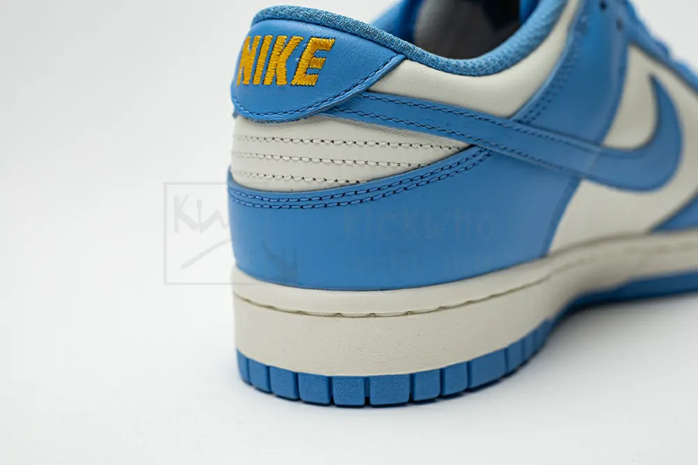 wmns dunk low