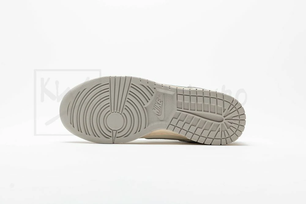 godkiller wmns dunk low