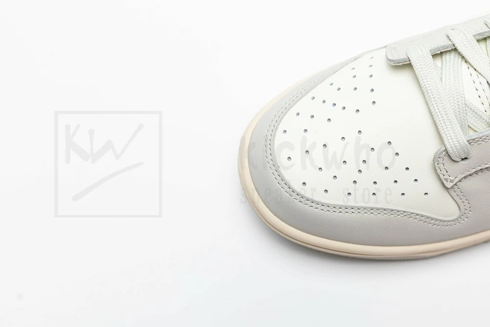 godkiller wmns dunk low