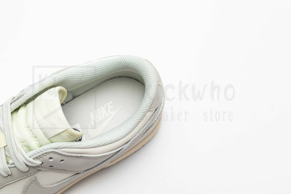 godkiller wmns dunk low