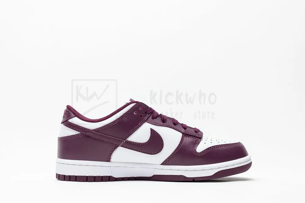 wmns dunk low