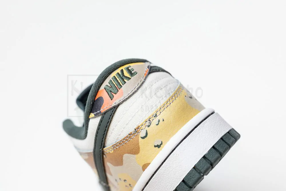 dunk low se