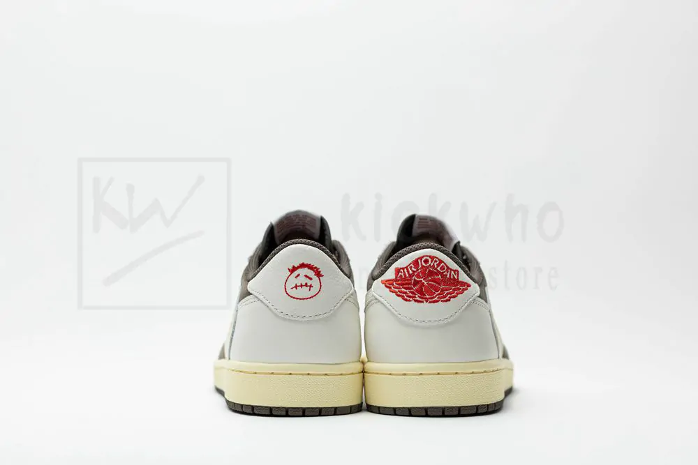 travis scott x air jordan 1 low og