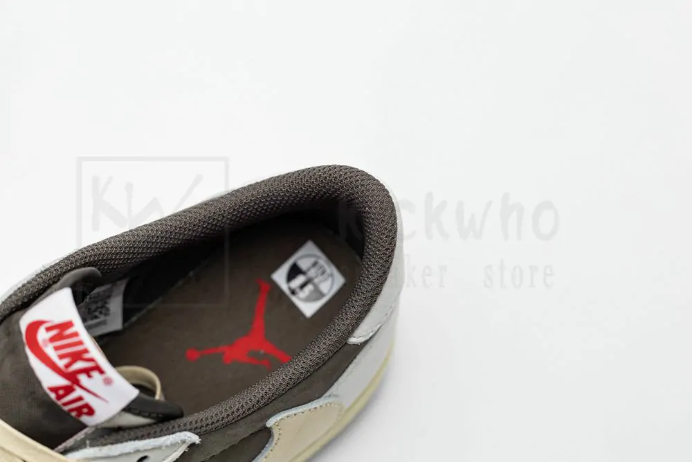 travis scott x air jordan 1 low og