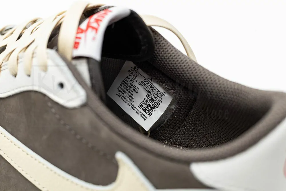 travis scott x air jordan 1 low og