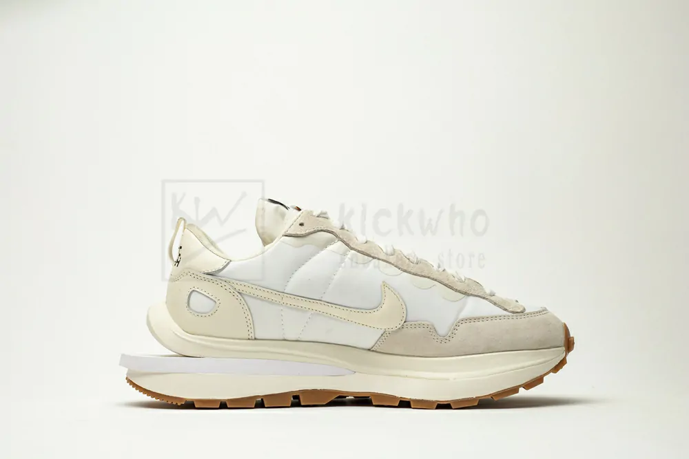 sacai x vaporwaffle