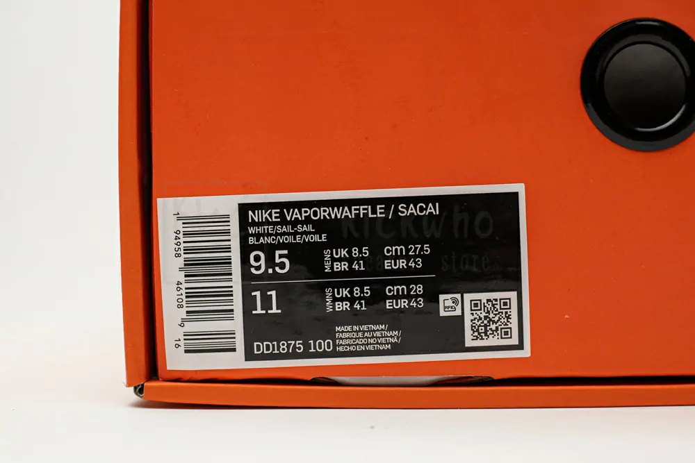 sacai x vaporwaffle
