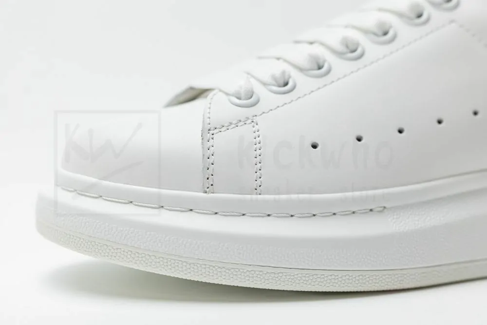 alexander mcqueen wmns oversized sneaker