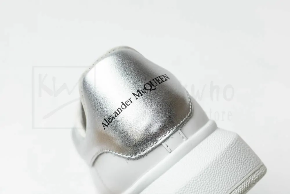 alexander mcqueen wmns oversized sneaker