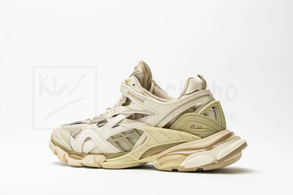Ba*len*cia*ga wmns track.2 trainer
