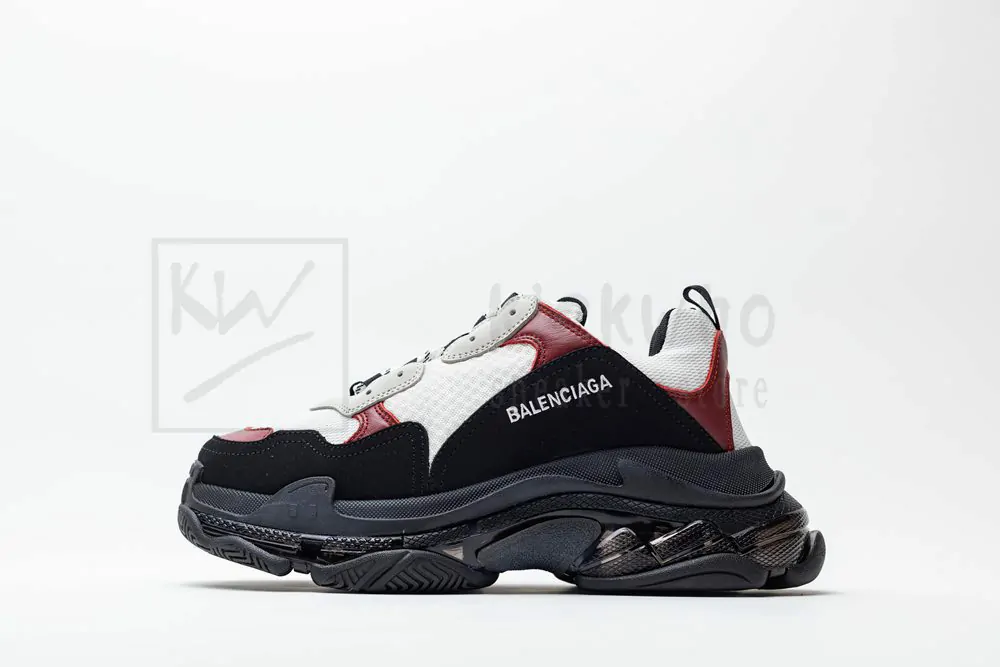 Ba*len*cia*ga triple s trainer