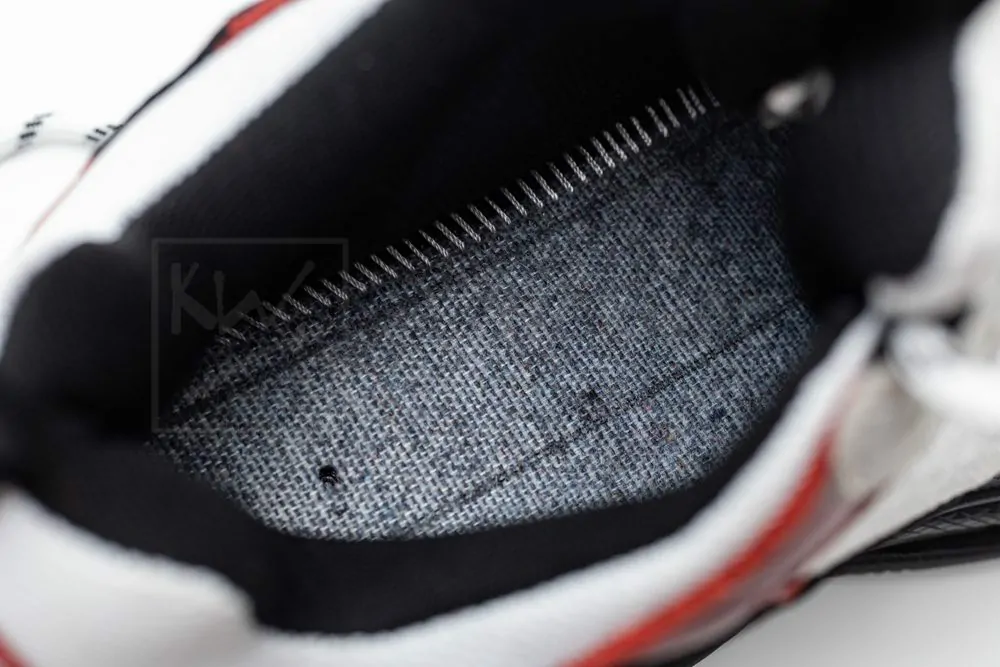 Ba*len*cia*ga triple s trainer