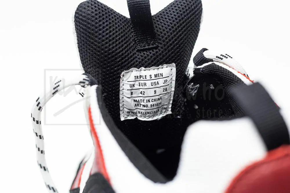 Ba*len*cia*ga triple s trainer
