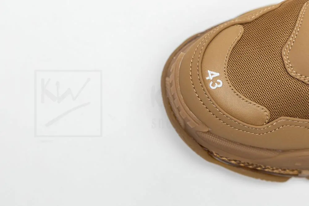 Ba*len*cia*ga triple s sneaker 