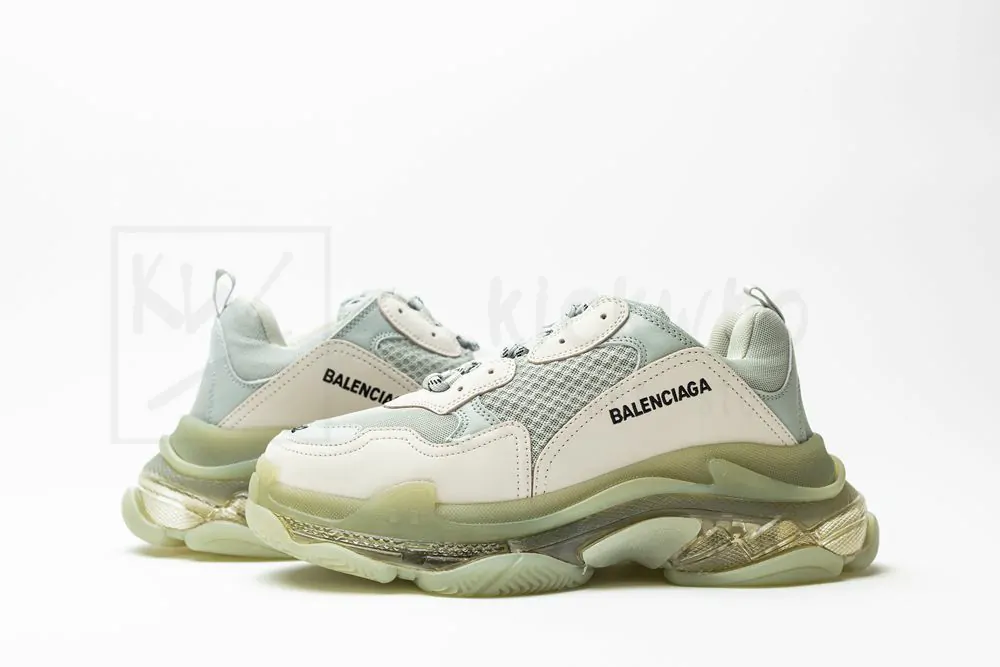 Ba*len*cia*ga wmns triple s